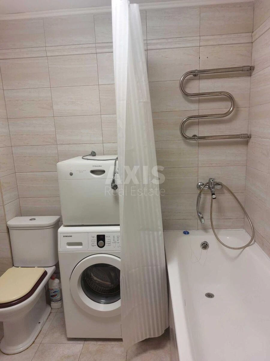 1k apartment vul. Suvorova 18/206861111