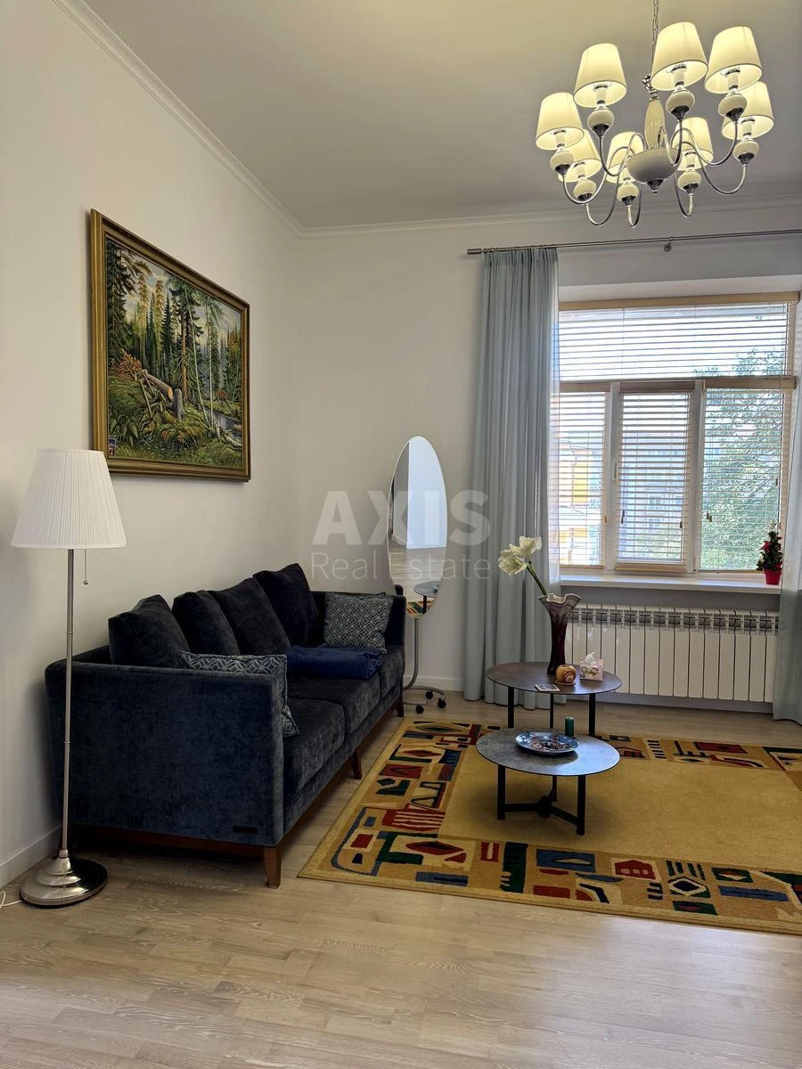 4k apartment vul. Kost'ol'na 15654498