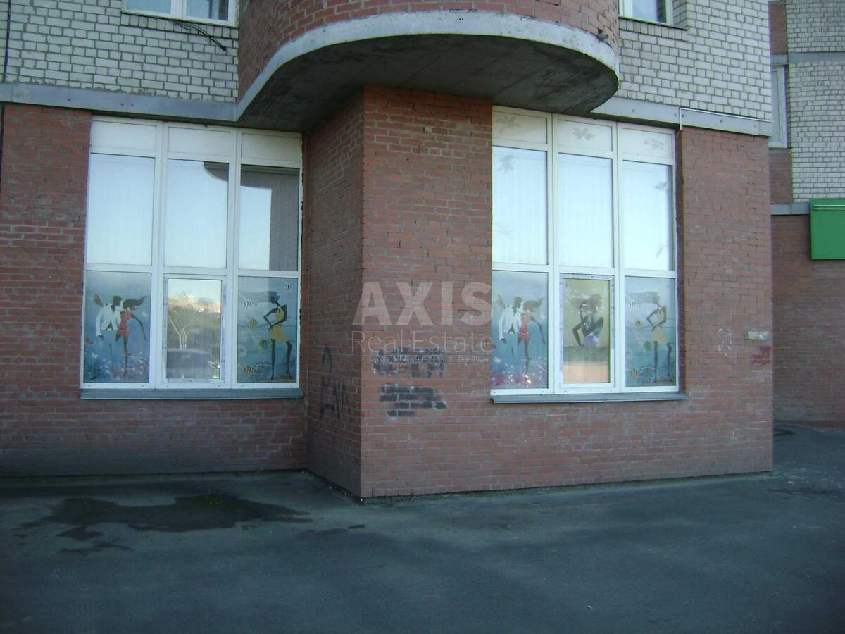 Объект торговли ул. Саперно-Слободская 8, 88м26756110