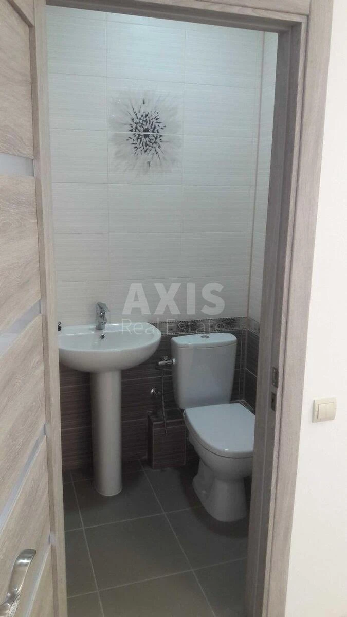 Объект торговли пр-т Любомира Гузара 46В, 49м2554570