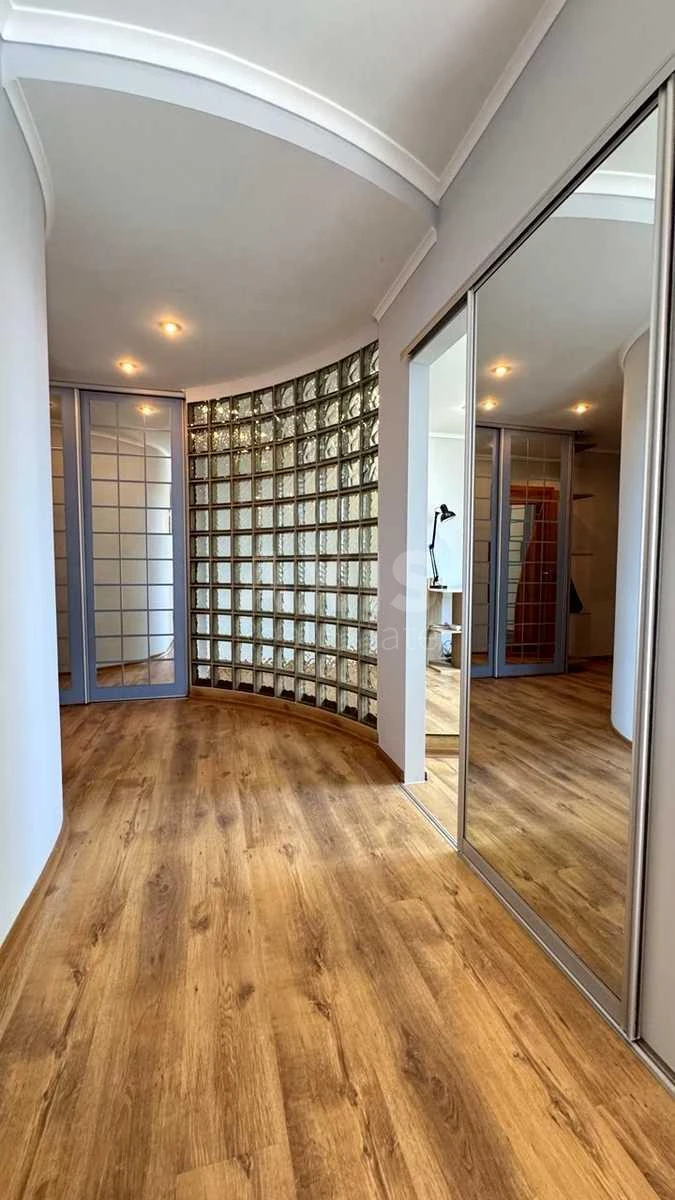 3k apartment vul. Zvirynec'ka 61А7056210