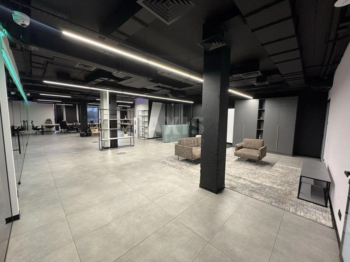 Office vul. Krasylivs'ka 9, 417m2663400