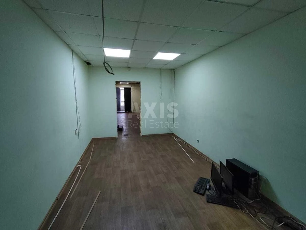 Объект торговли пр-т Европейского Союза 31А, 112м2680131