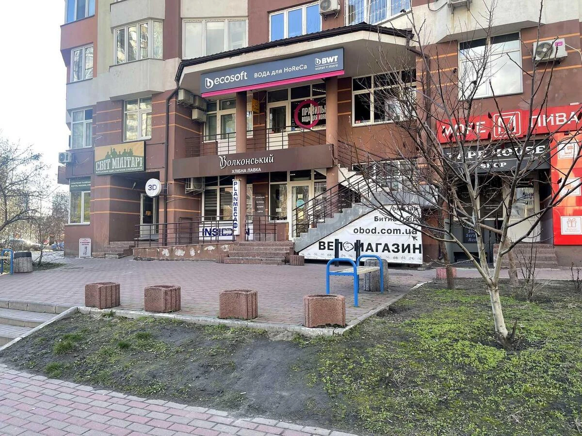 Office vul. Ahmatovoi' Anny 32/18, 80m27105212