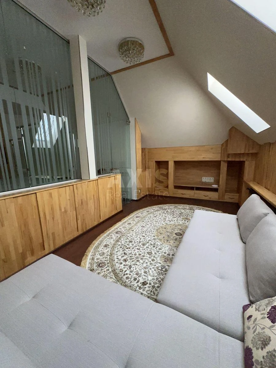 House vul. Bogatyrs'ka, 420m2, Kyiv city409966