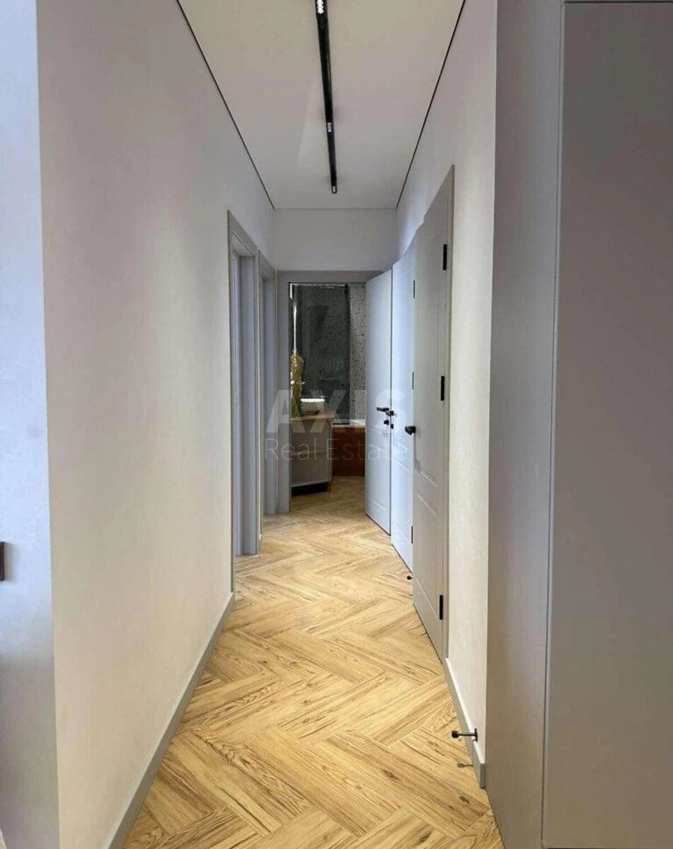 2k apartment vul. Oleksandra Olesja 27А7094011