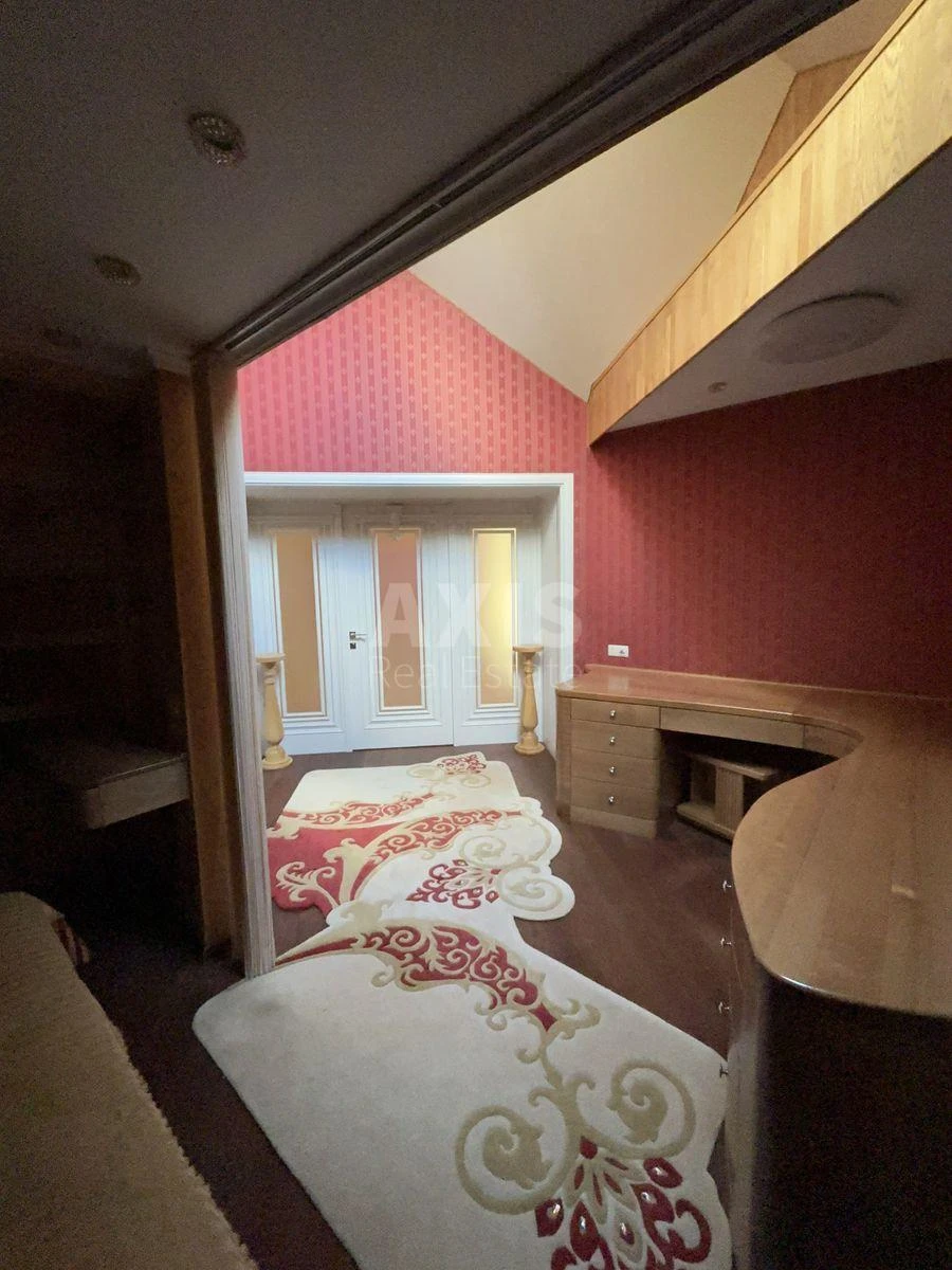 Дoм ул. Богатырская, 420м2, город Киев409967