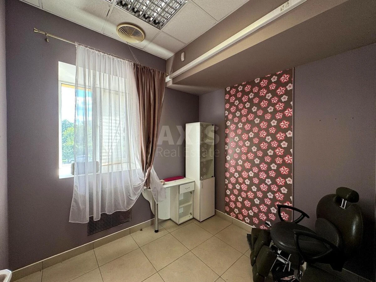 Объект сервиса ул. Героев Космоса 4, 64м2678082