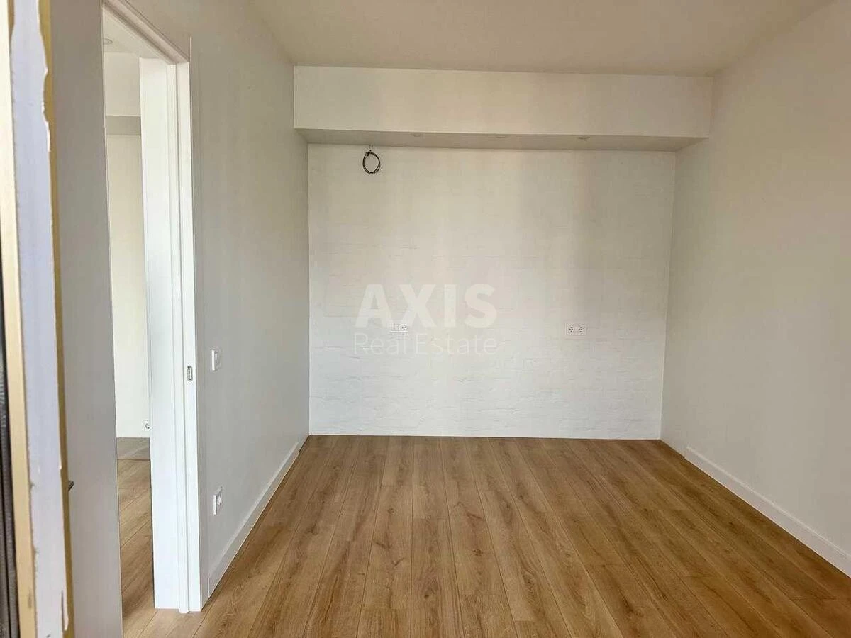 1k apartment pr-t Berestejskij 67624854