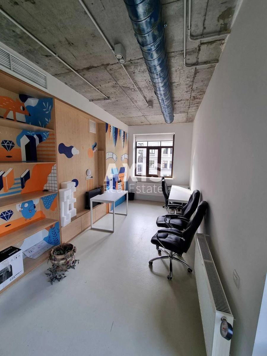 Office vul. Vozdvyzhens'ka 51А, 130m2403685