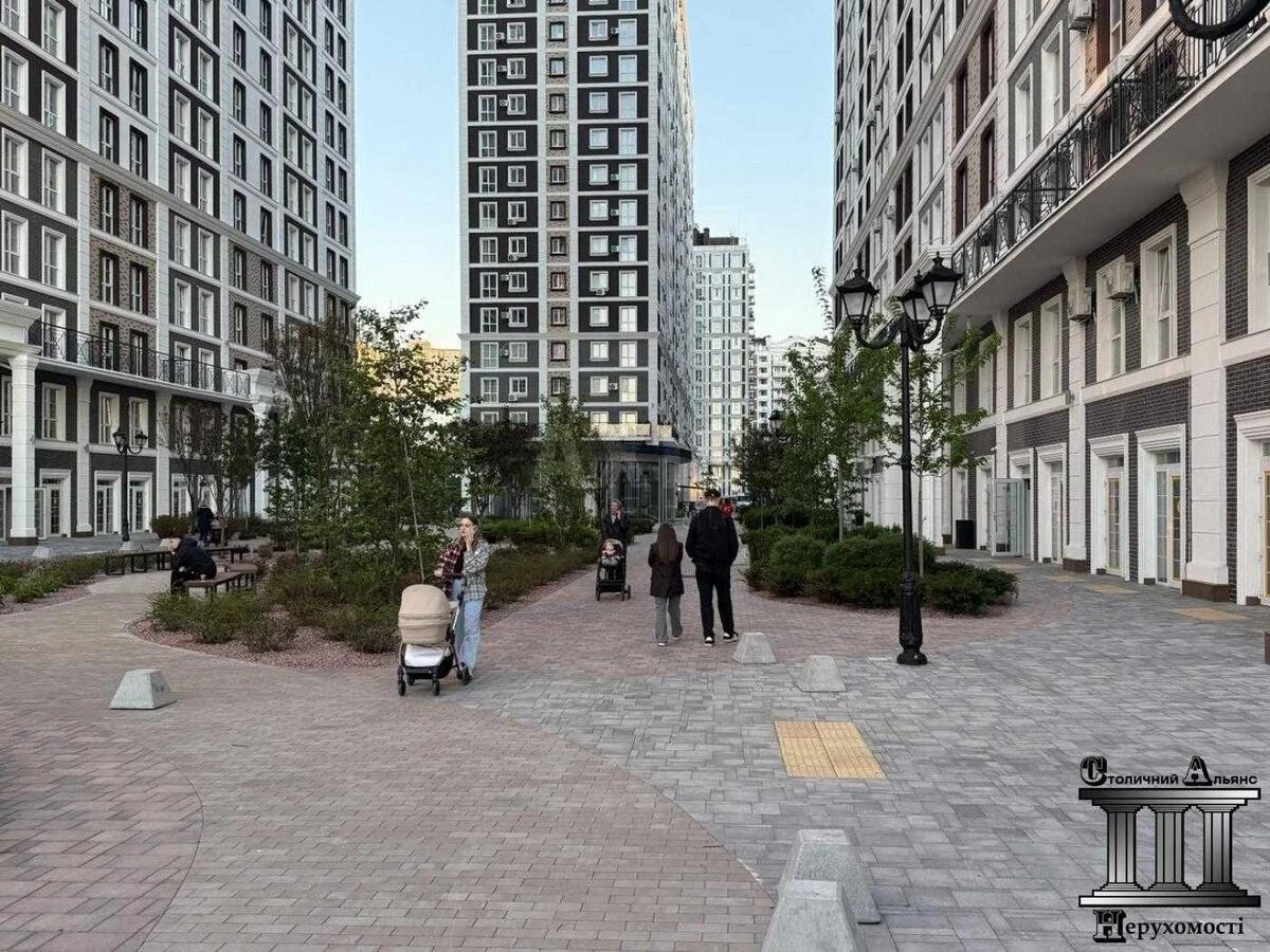 Объект торговли ул. Михаила Максимовича 26, 41м2698350