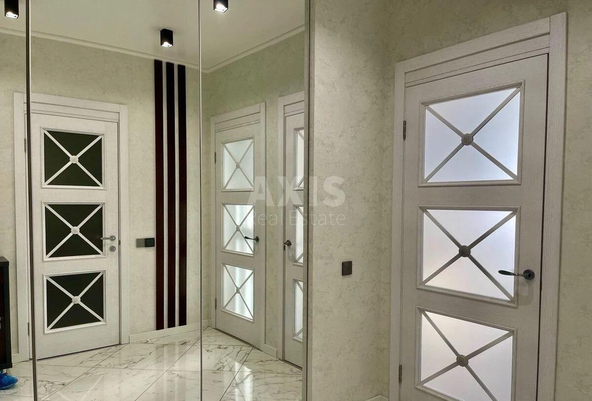 2к квартира ул. Предславинская 40648407