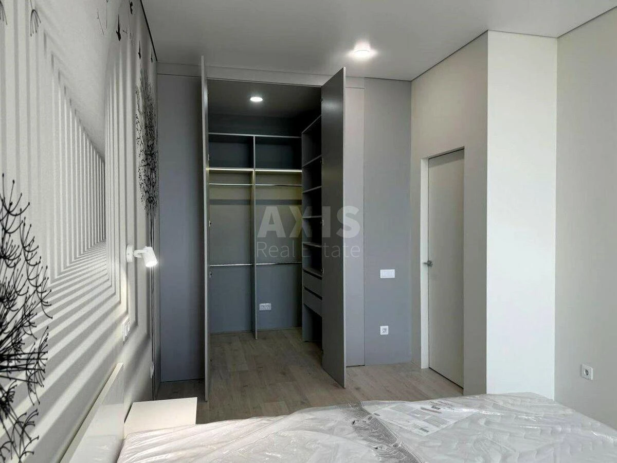 1к квартира пр-т Берестейский 11655418