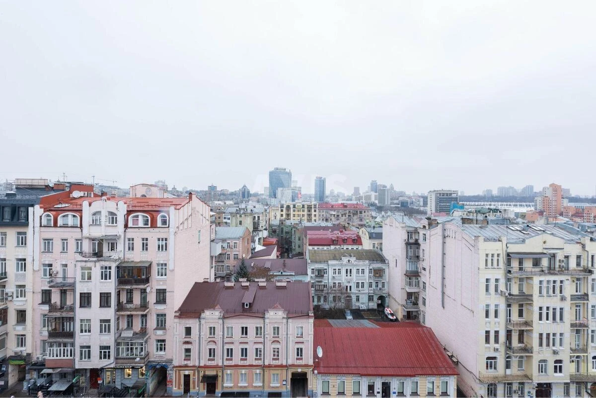 5k apartment vul. Antonovycha 87009016