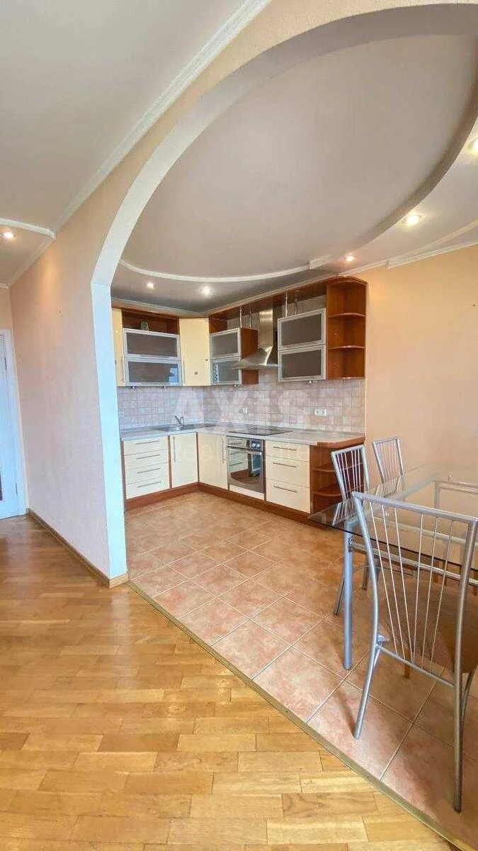 2k apartment vul. Kamjenjeva Komandarma 4А715951