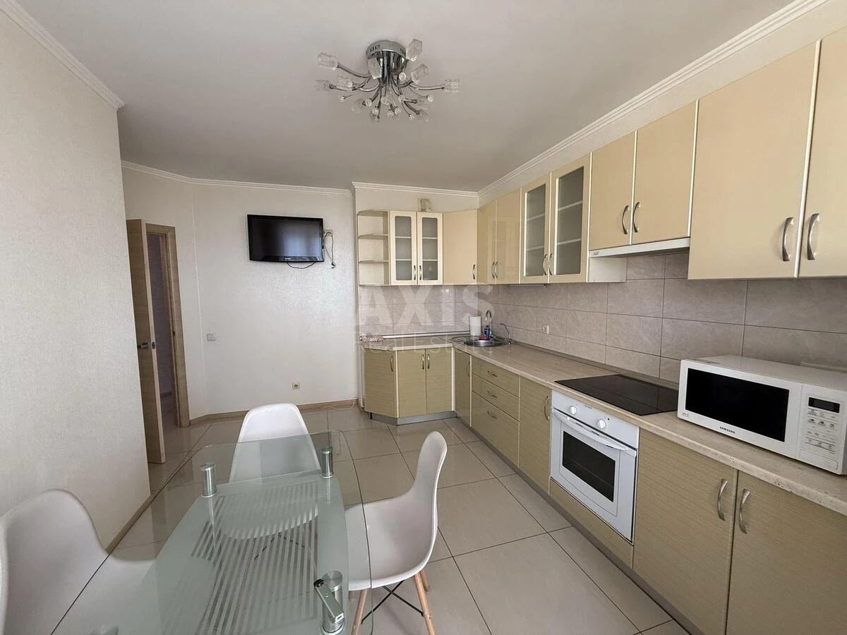 2k apartment vul. Oleny Pchilky 6716070