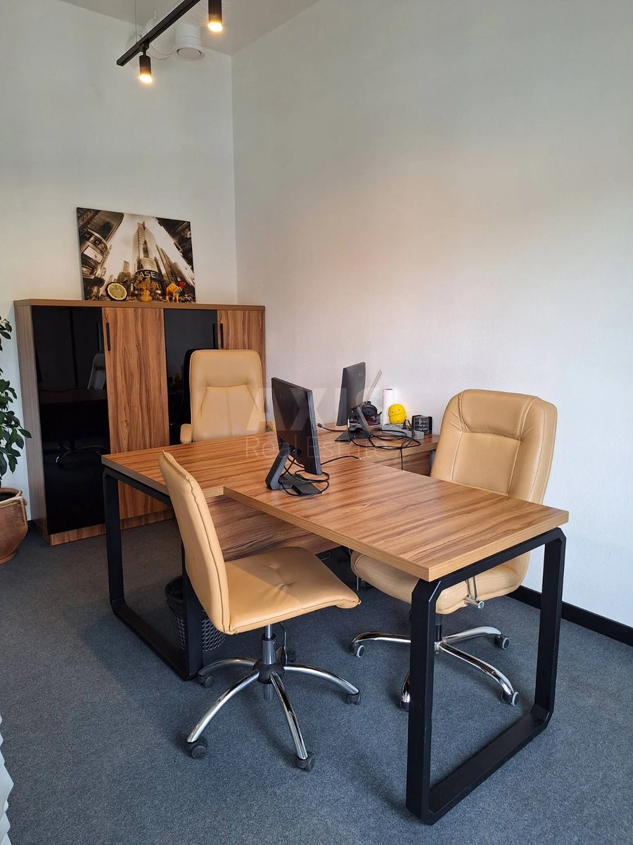 Офис ул. Телиги Елены 25, 88м27017614