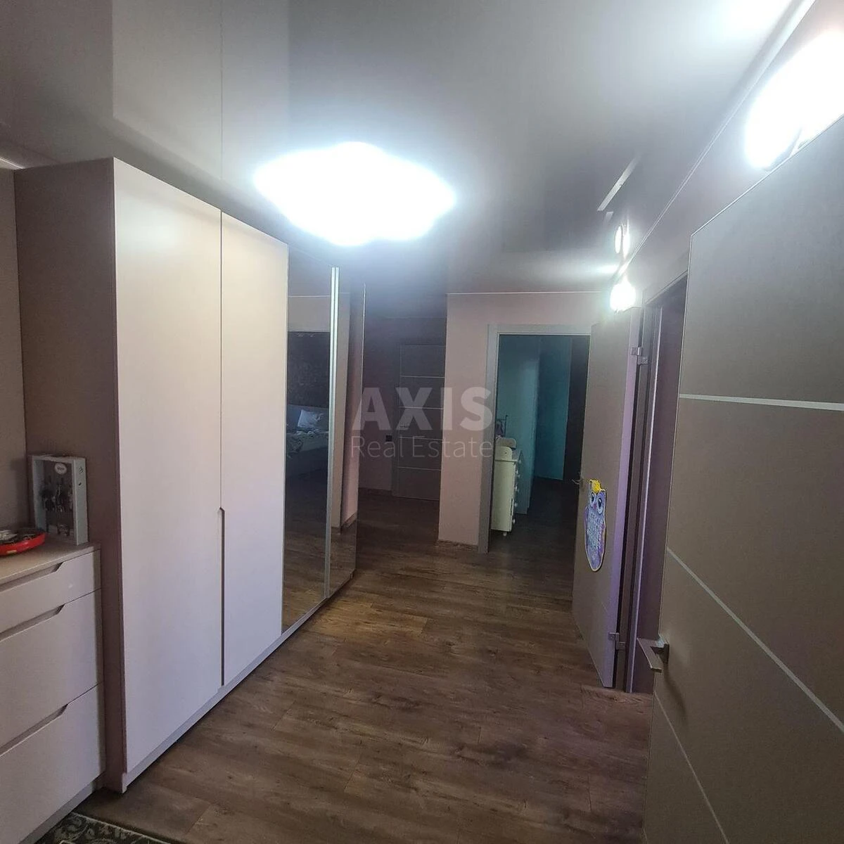 3k apartment vul. Olenivs'ka 3Б660096