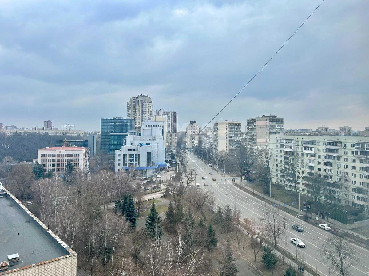 Офис ул. Соломенская 5, 196м2675287