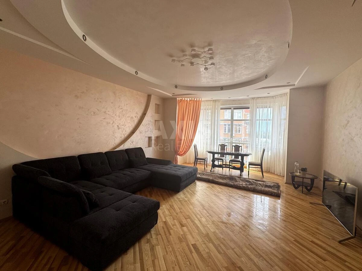 3k apartment vul. Jevgena Konoval'cja 32Б655965