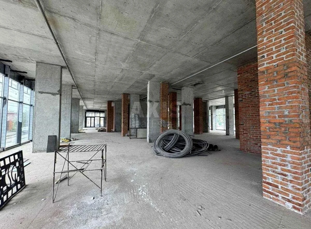 Trade object vul. Central'na 21Б, 880m2598104