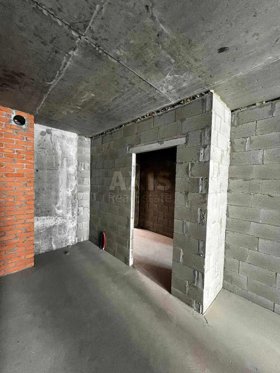 2k apartment pr-t Berestejskij 11657254