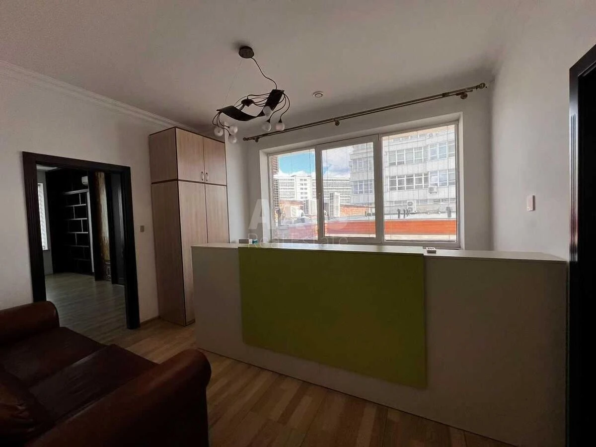 Office uzv. Klovs'kyj 7, 286m26733118