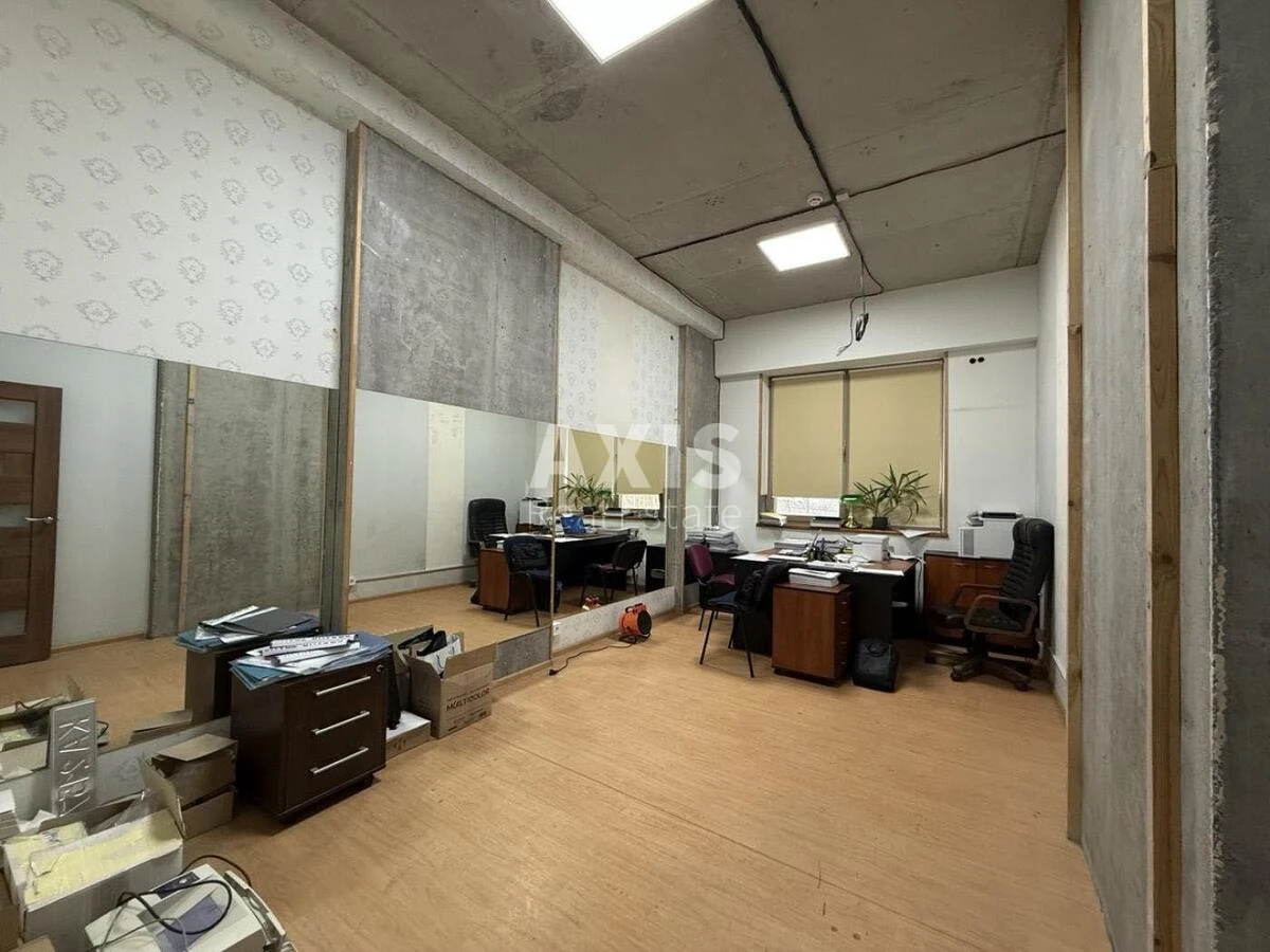 Office vul. Patriarha Mstyslava Skrypnyka 40, 166m2720149