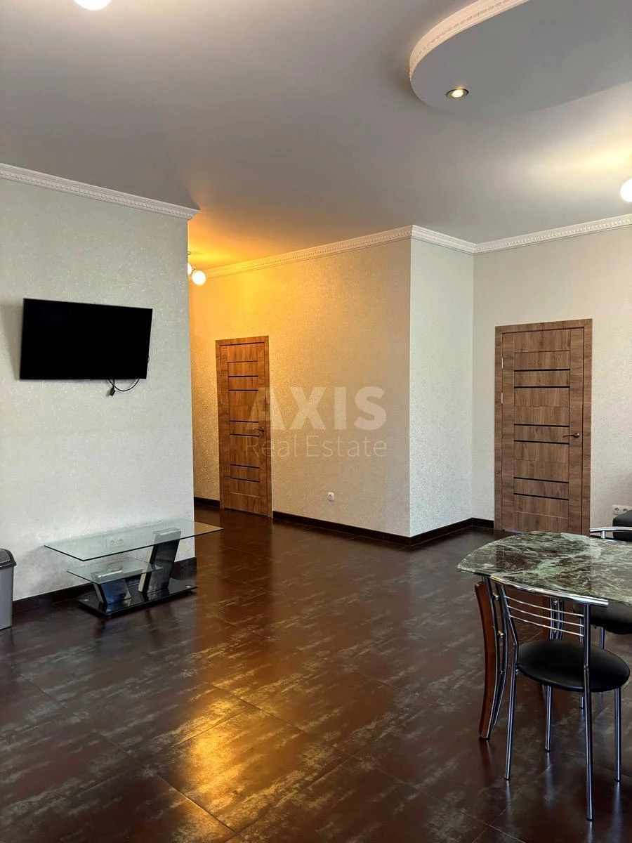Office vul. Antonovycha 72, 125m2680047