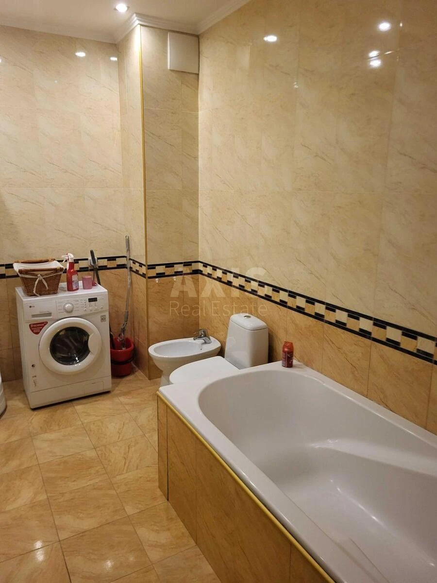 3k apartment pr-t Volodimira Іvasyuka 26А6777013