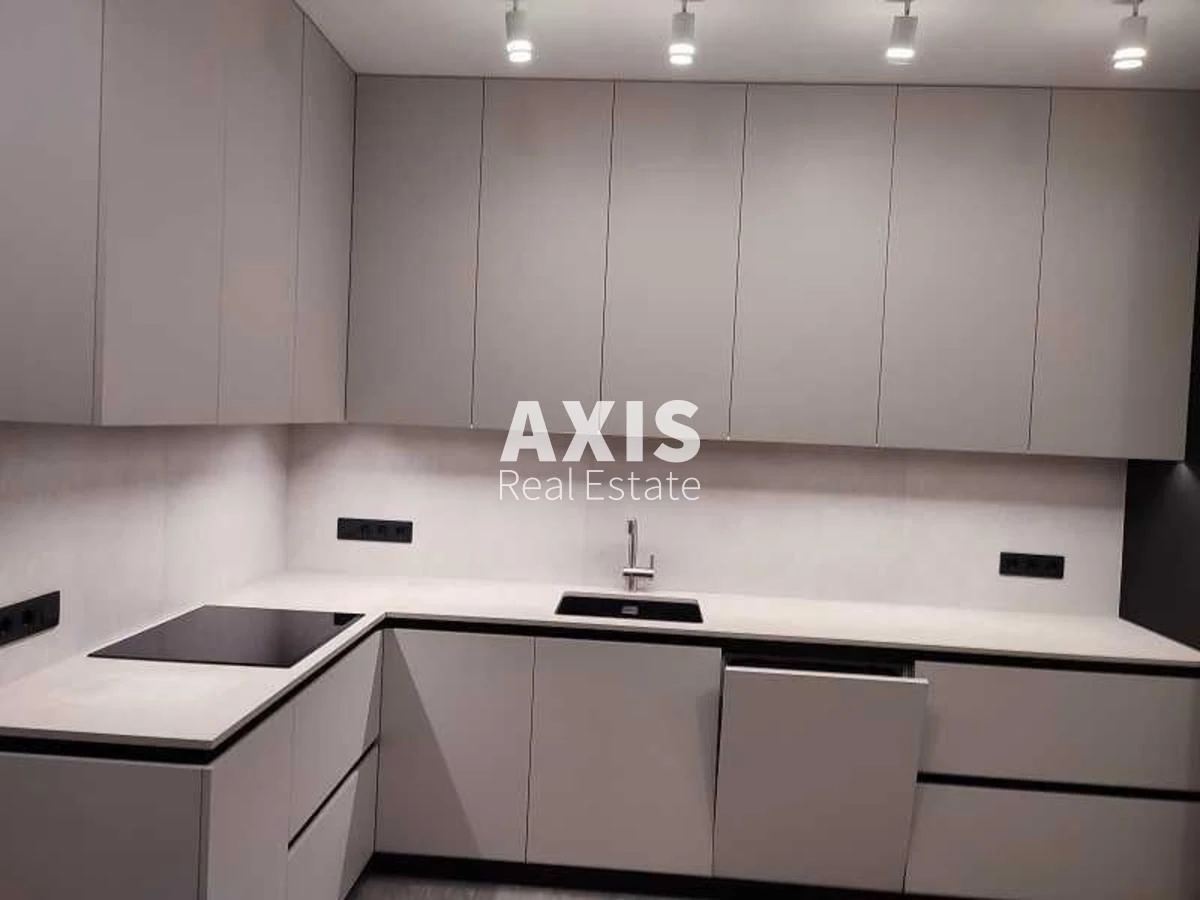 1k apartment vul. L'vivs'ka 15390870