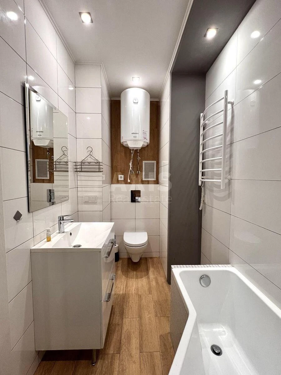 2k apartment vul. Ryz'ka 73Г6833512