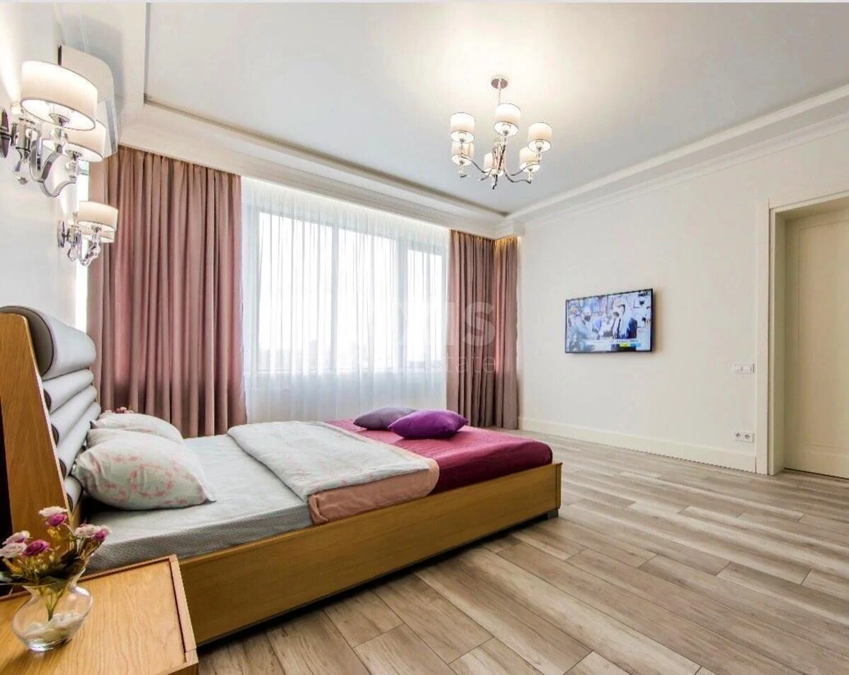 2k apartment nab. Dniprovs'ka 14665372