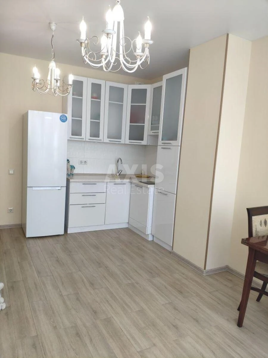 1k apartment vul. Radystiv 32685531