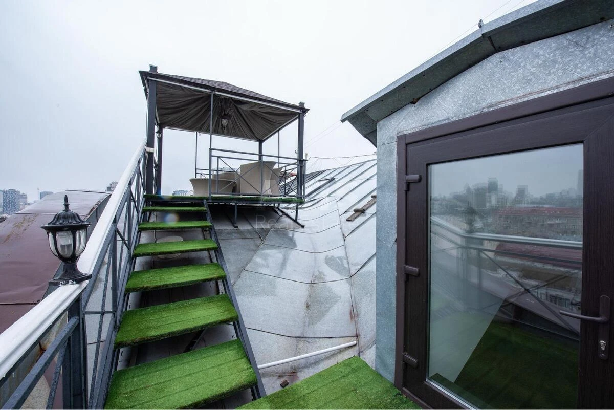 5k apartment vul. Antonovycha 87009017