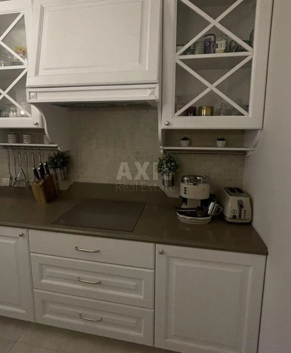 3k apartment vul. Antonovycha 166