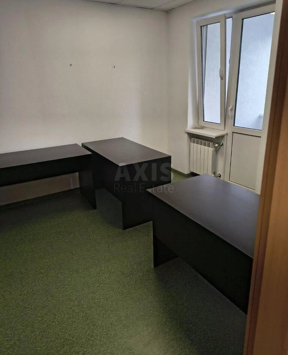 Office vul. Mykil's'ko-Slobids'ka 2Б, 86m2670122