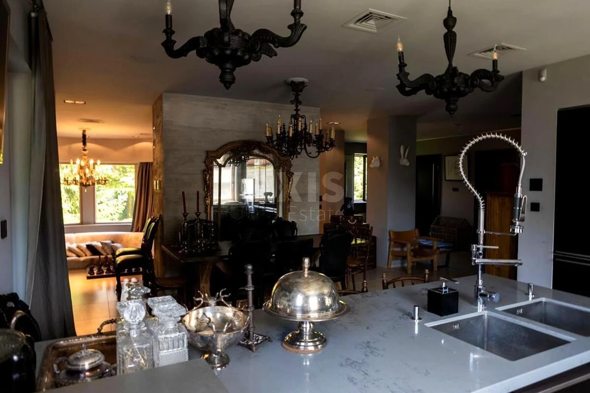 Дoм ул. Радченко Петра, 397м2, город Киев6549211