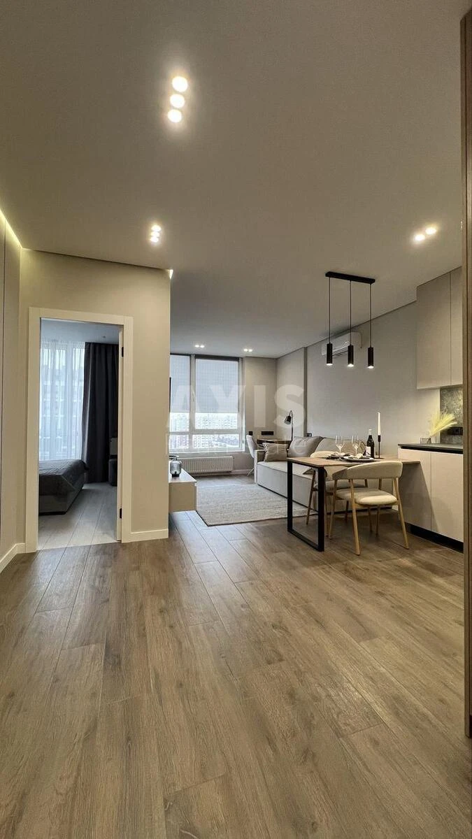 1k apartment vul. Rodyny Kristeriv 14Б642697