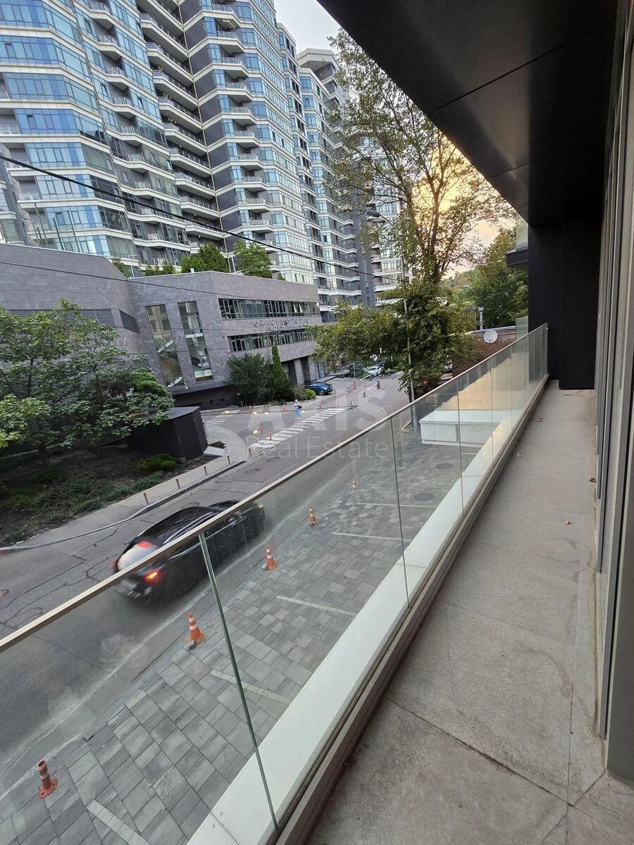 Объект торговли ул. Болсуновская 21, 82м26748211