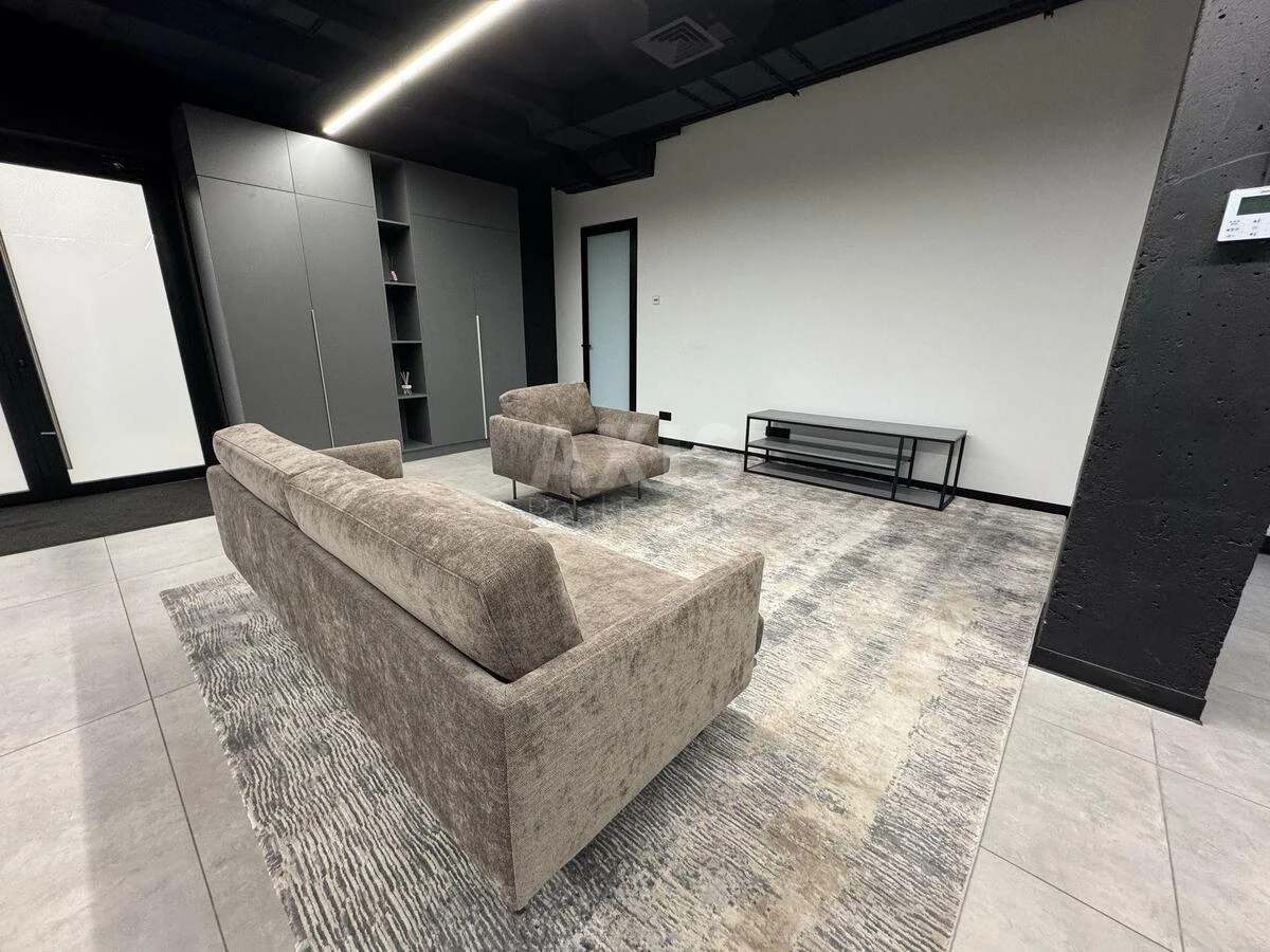 Office vul. Krasylivs'ka 9, 417m2663403