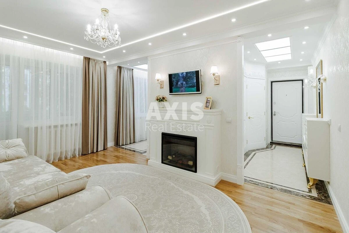 1k apartment pr-t Berestejskij Seven B666962