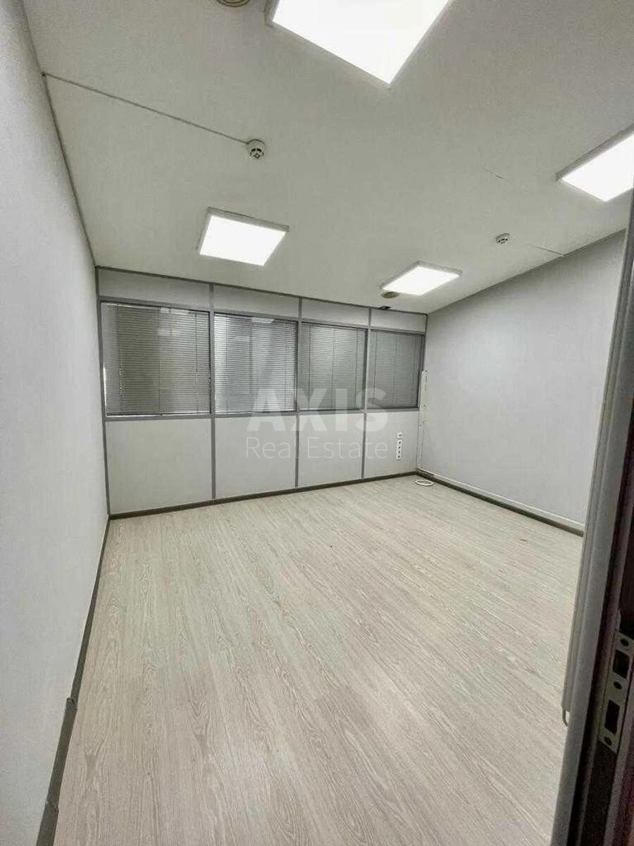 Офис пл. Космонавтов 4, 3000м2694617