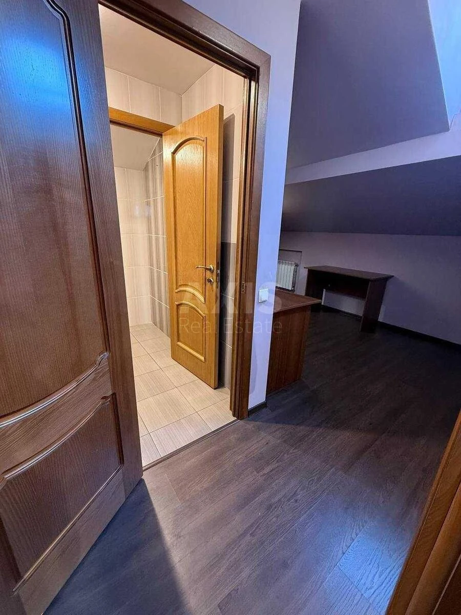 Office vul. Glybochyc'ka 40, 142m26674410