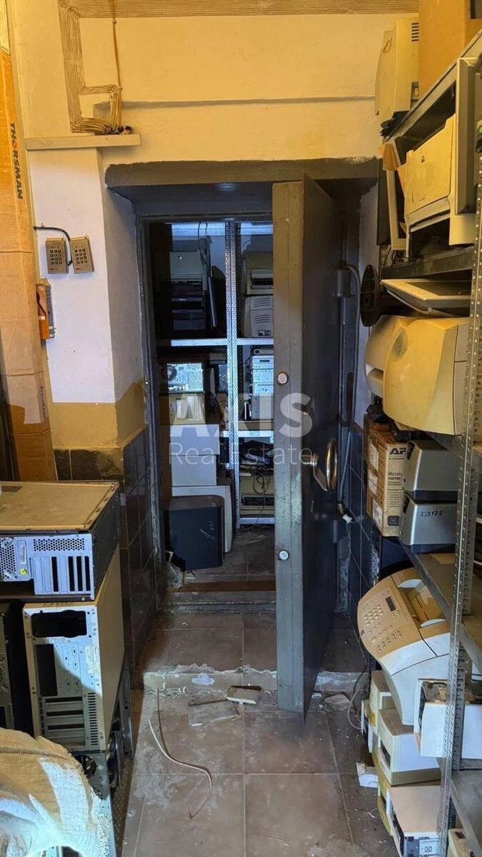 Trade object pr-t Povitryanykh Syl 25, 350m2661242