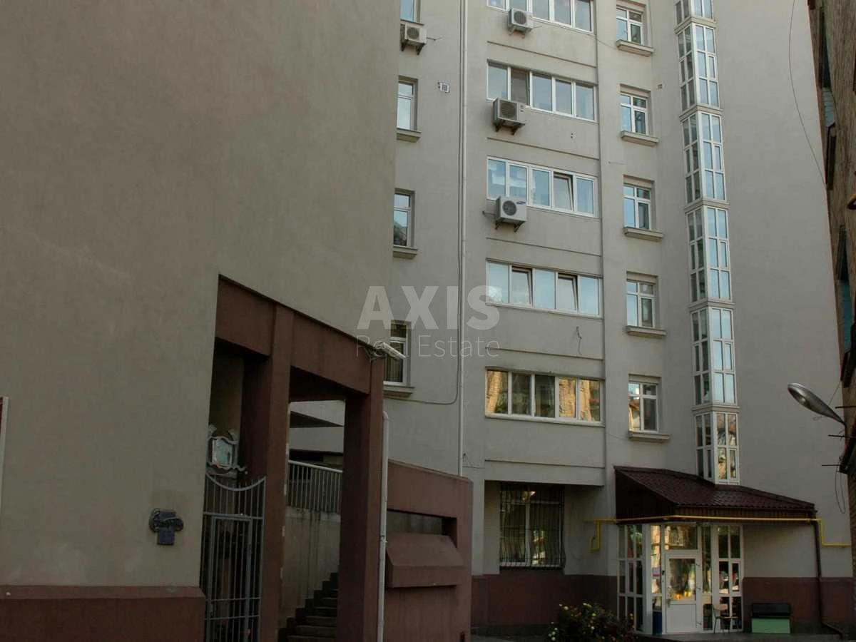 Office vul. Turivs'ka 31, 195m27117112