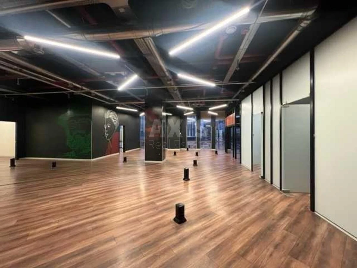 Office vul. Velyka Vasyl'kivs'ka 72, 322m2697235