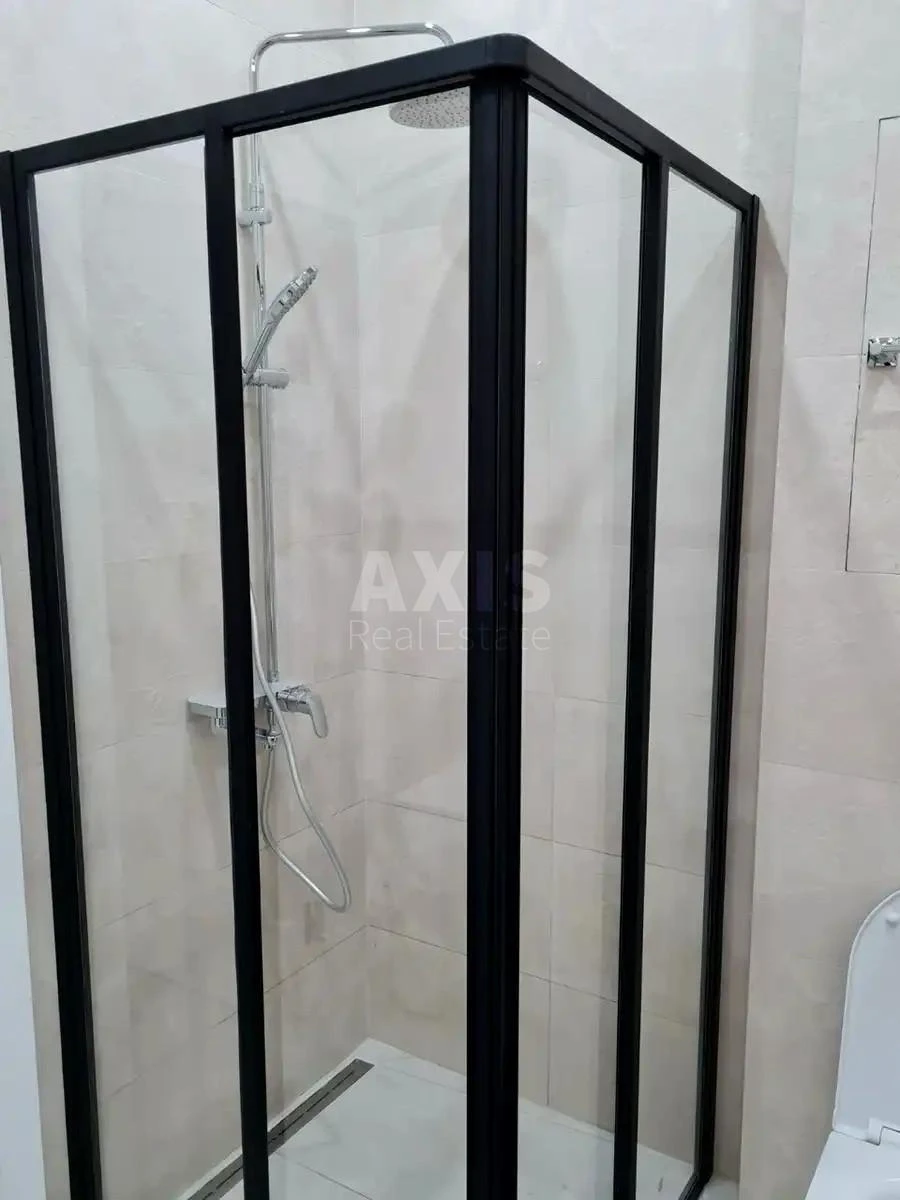 3k apartment pr-t Berestejskij 42717068