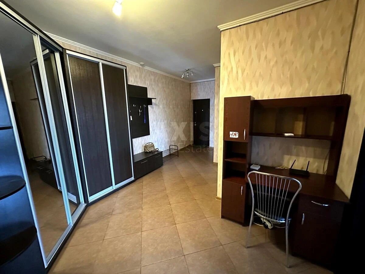 2k apartment vul. Knjazhyj Zaton 21668569