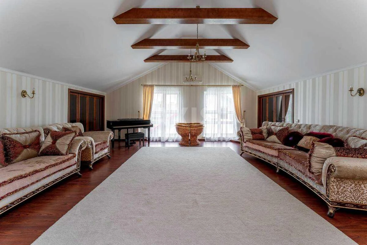 House vul. Ulitina Ivana, 590m2, Kyiv city715015